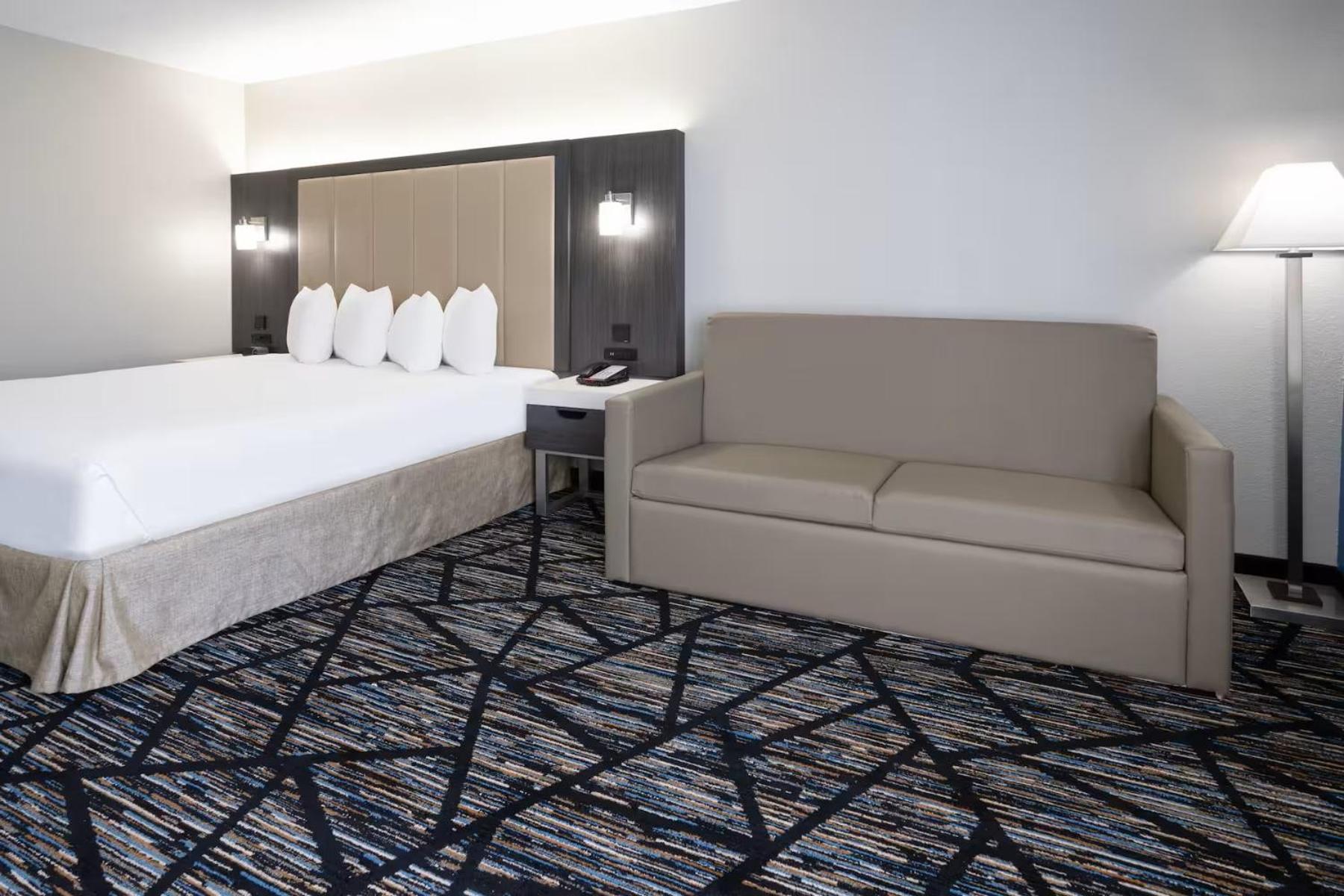 Baymont By Wyndham Lavergne La Vergne Buitenkant foto